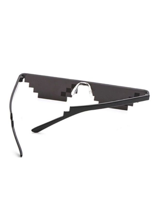 يونيفرسال نظارة شمسية بإطار غير متساوٍ للرجال - Image 3