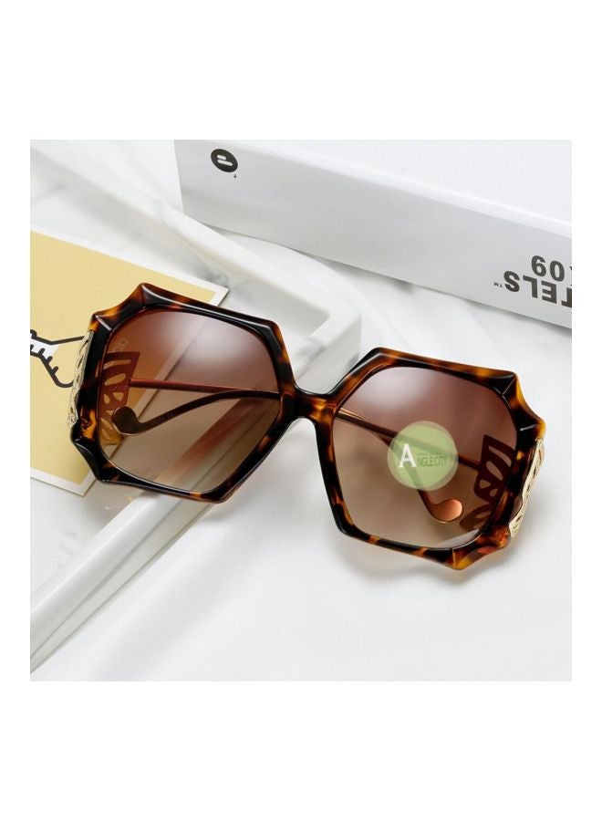 UNIVERSAL Women's UV Protected Polygonal Sunglasses - Image 3