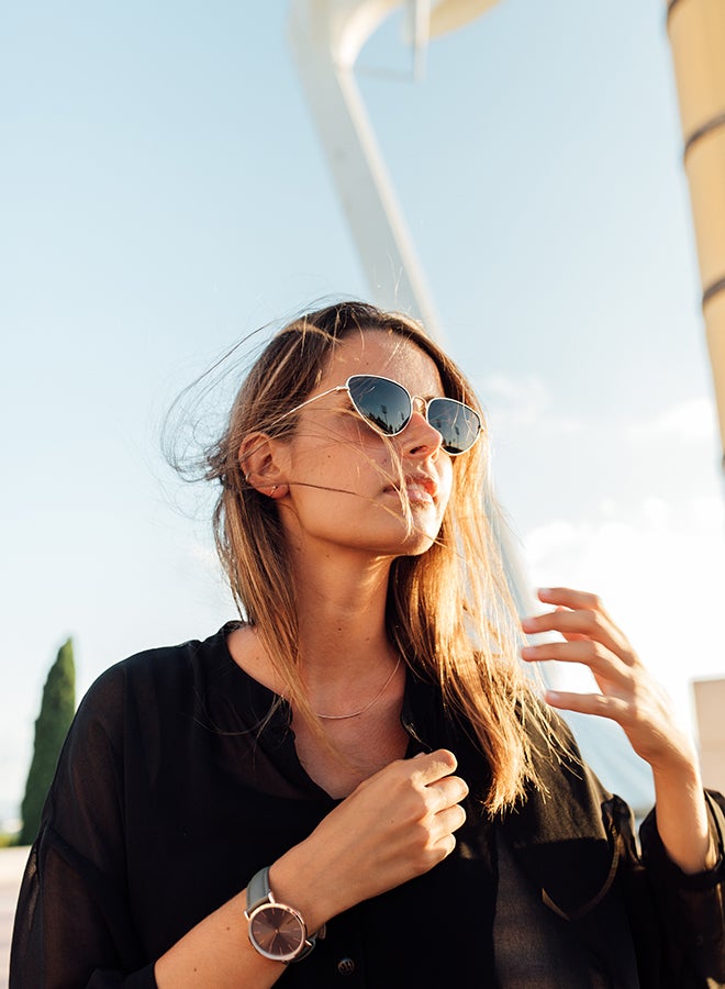 ميلنر ساعة يد بعقارب وسوار من الجلد طراز 0010409 - مقاس 39 مم - لون رمادي للنساء - Image 4