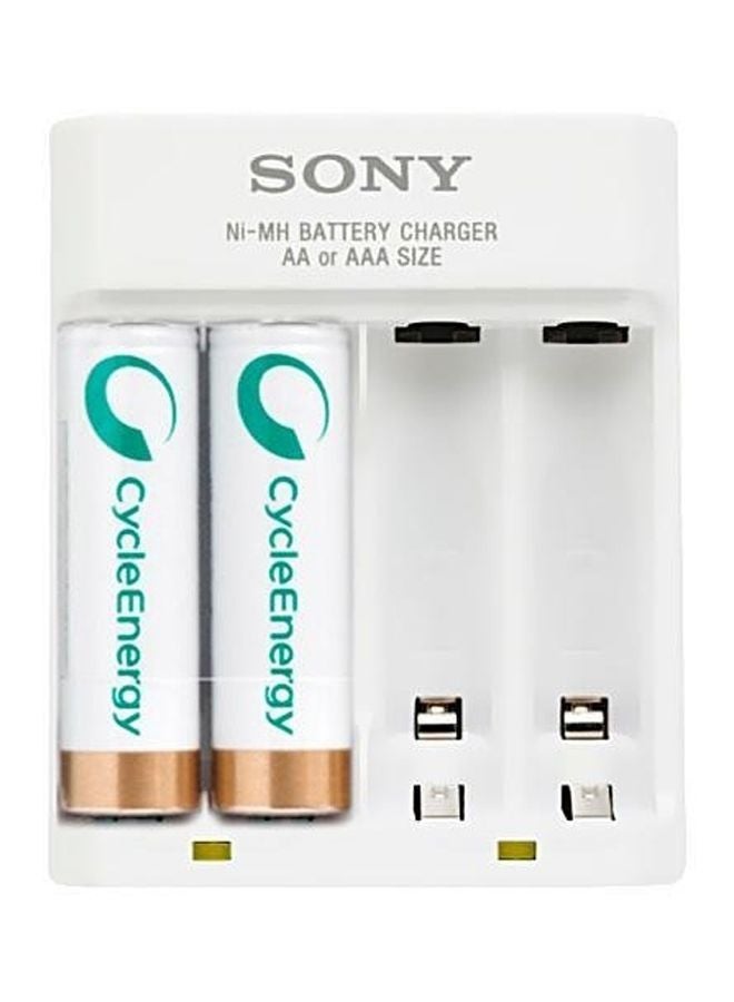 1900.0 mAh Micro USB Power Battery Charger White