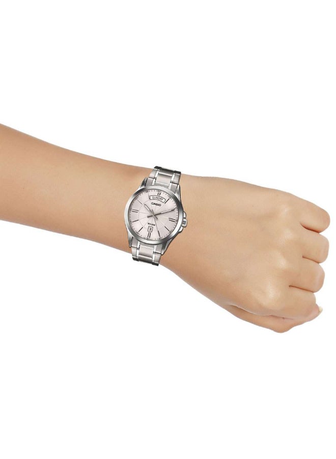 CASIO - Men's Enticer Quartz Analog Watch MTP-1381D-7AVDF - Image 1