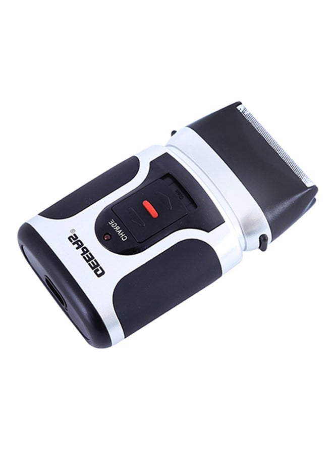 GEEPAS Double-Head Washable Travel Shaver For Men With Ultra-Precise Blade Ergonomic Design, Lightweight, Compact And Portable Design Black/Grey  - Image 3