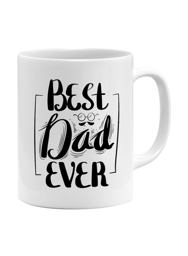 مج من السيراميك بطبعة عبارة "Best Dad Ever" أبيض/ أسود