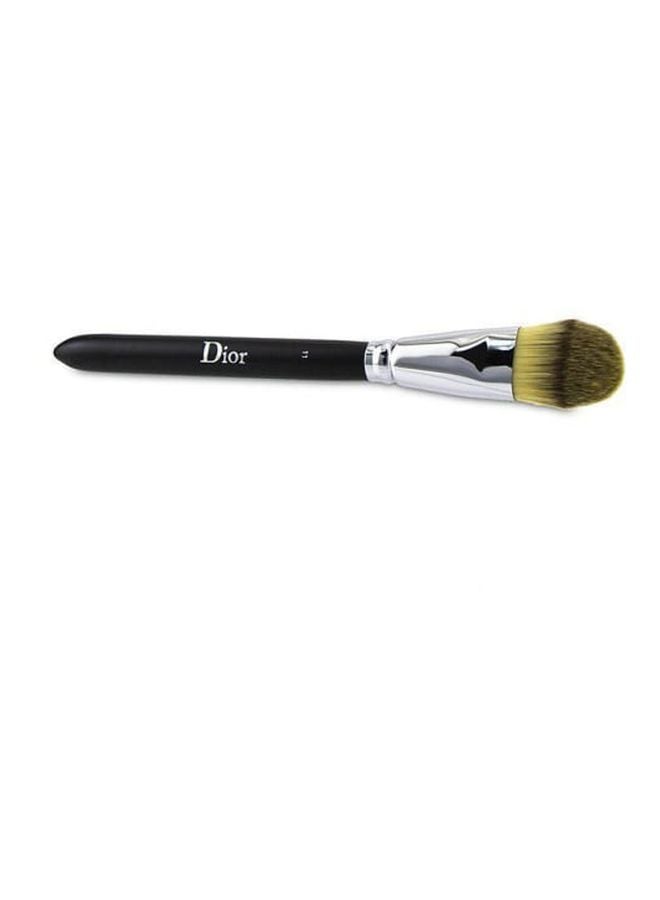 Dior - Backstage Light Coverage Fluid Foundation Brush 12 - Image 1