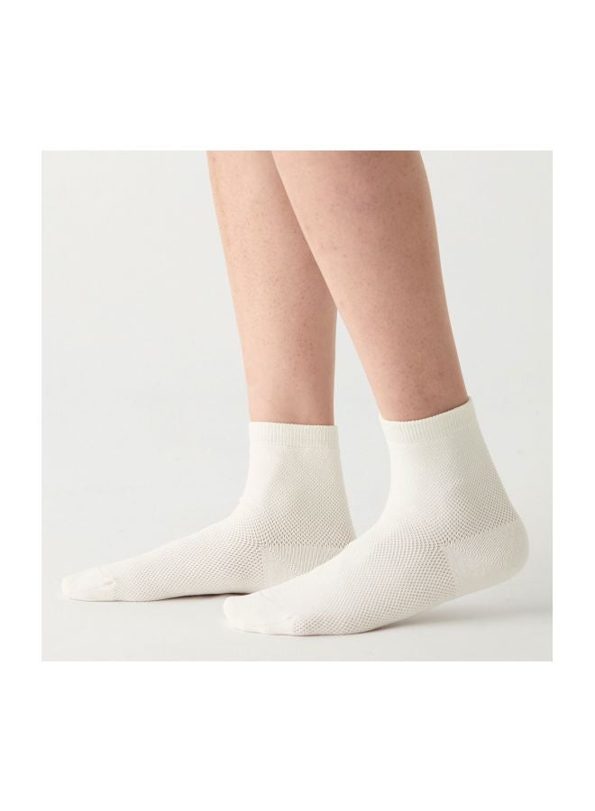 MUJI Right Angle Cotton Short Socks Off White  - Image 3