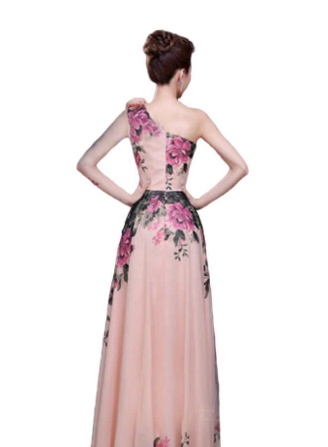 يوتيكس فستان بأكتاف مائلة مزين بنقشة أزهار وردي - Image 2