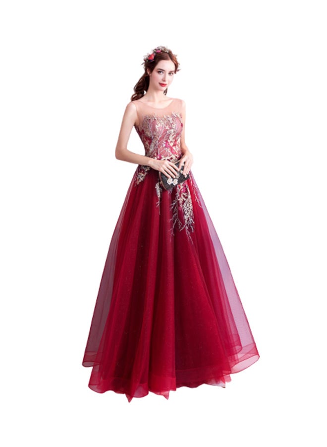 يوتيكس فستان سهرة مطرز بأوراق ذهبية أحمر - Image 3