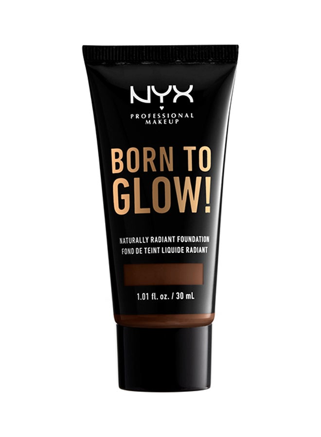 NYX PROFESSIONAL MAKEUP Born To Glow! Naturally Radiant Foundation Warm Walnut  - Image 2