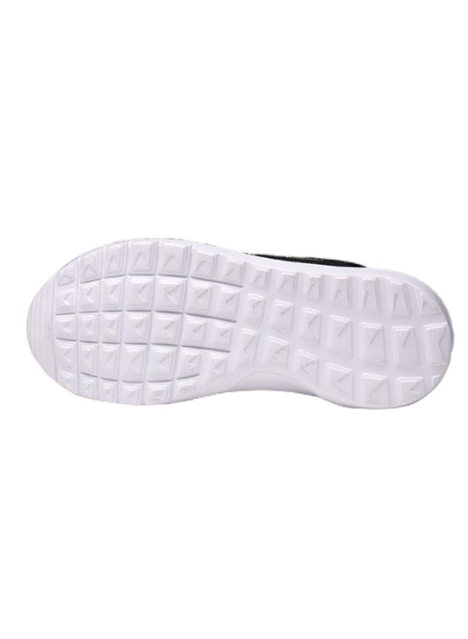 Hummel Aerolite Jr Performance Low Top Sneaker Black/White - Image 3