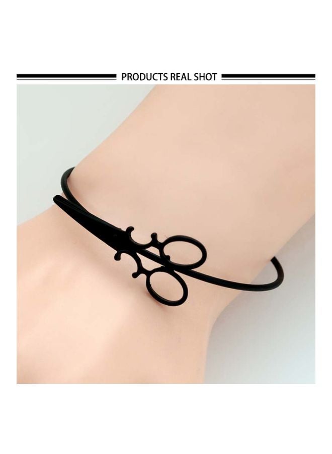 Beauenty Scissor Designed Bracelet  - Image 2