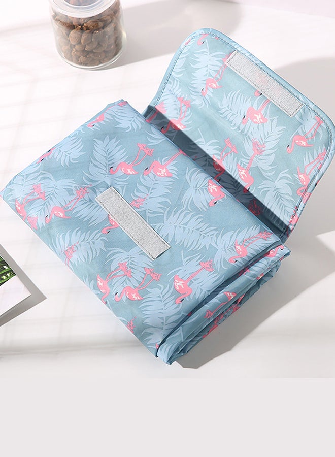 بساط للنزهات قابل للطي ومضاد للماء بطبعة طائر الفلامنجو أزرق/ وردي/ أبيض 145 x 100سم