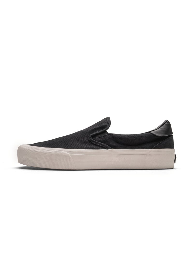 Straye - Ventura Slip Ons Black - Image 1