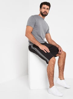 جوكي شورت محبوك مزين بخطوط جانبية أسود  - Image 3