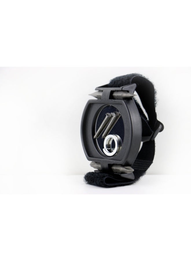 LICOTA unisex Magnatic Watch Slide Card  - Image 2