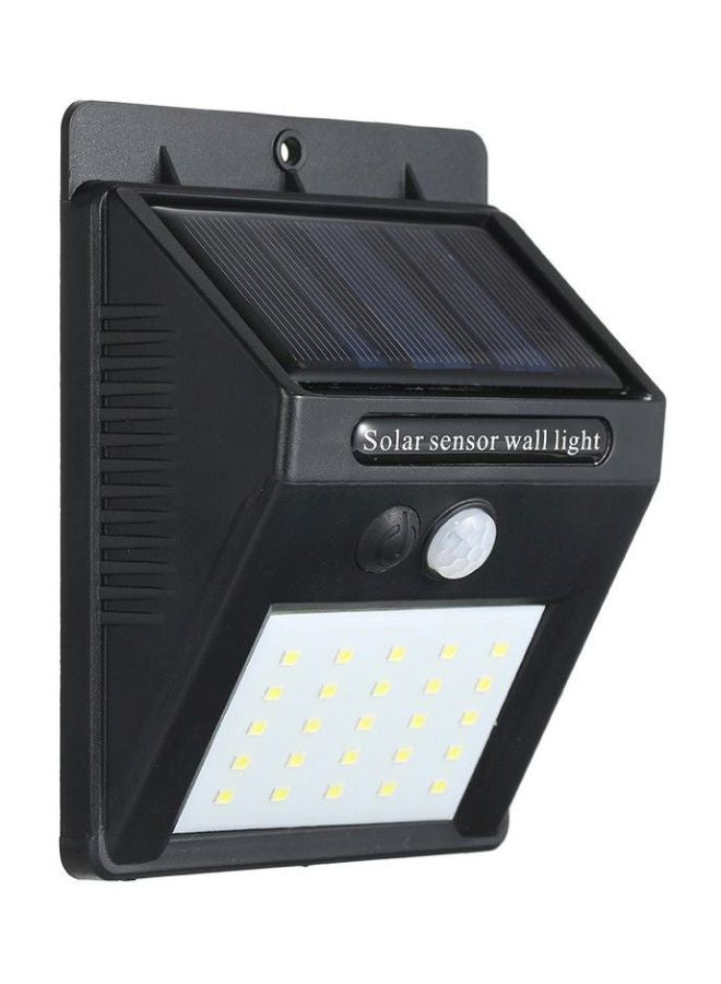 مصباح حائط LED يعمل بالطاقة الشمسية مزود بجهاز استشعار حركة أسود 12x9.6x4.8سم - Image 1