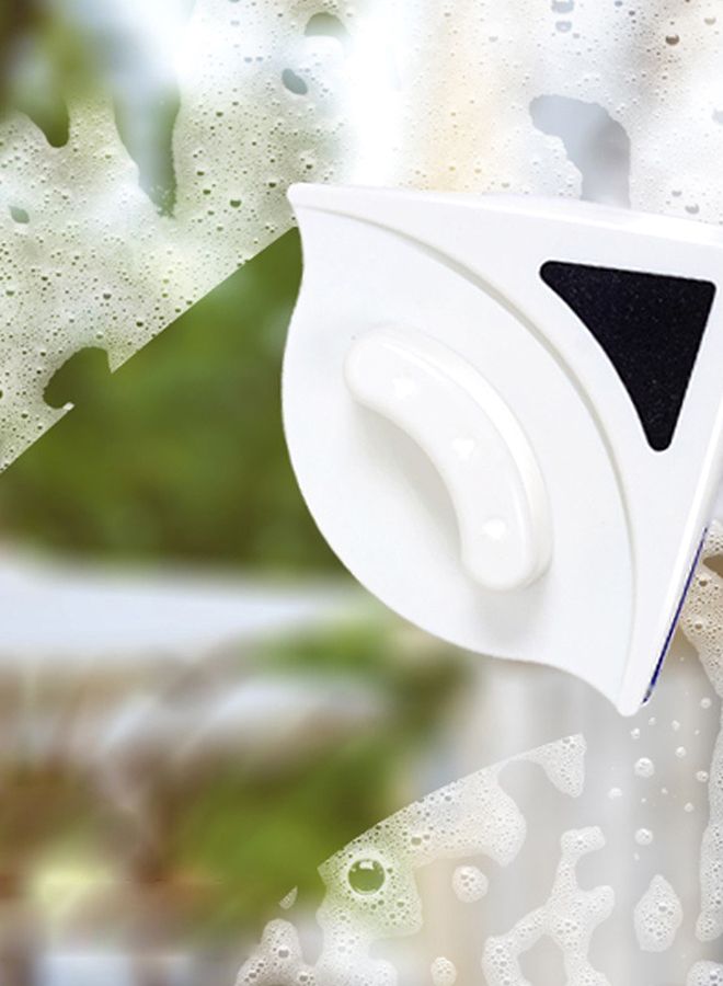 Triangular Magnetic Double Sided Window Cleaner White/Green 17cm - Image 2