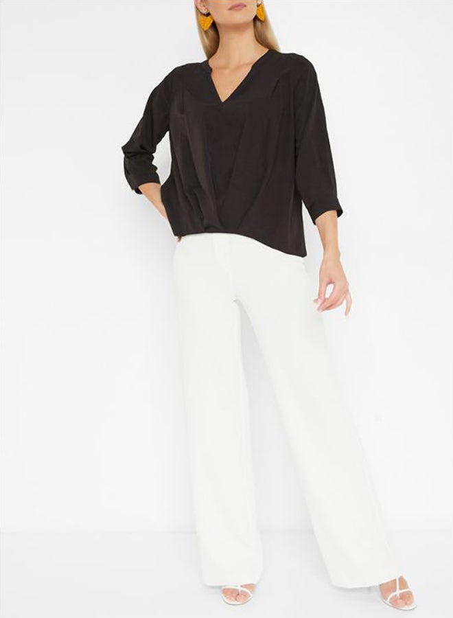 فيرو مودا بلوزة بياقة على شكل حرف V أسود - Image 3