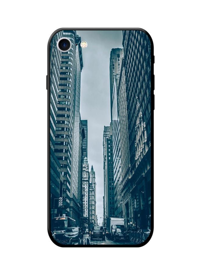 إس واي إن غطاء حماية واق لهاتف أبل آيفون 8 متعدد الألوان