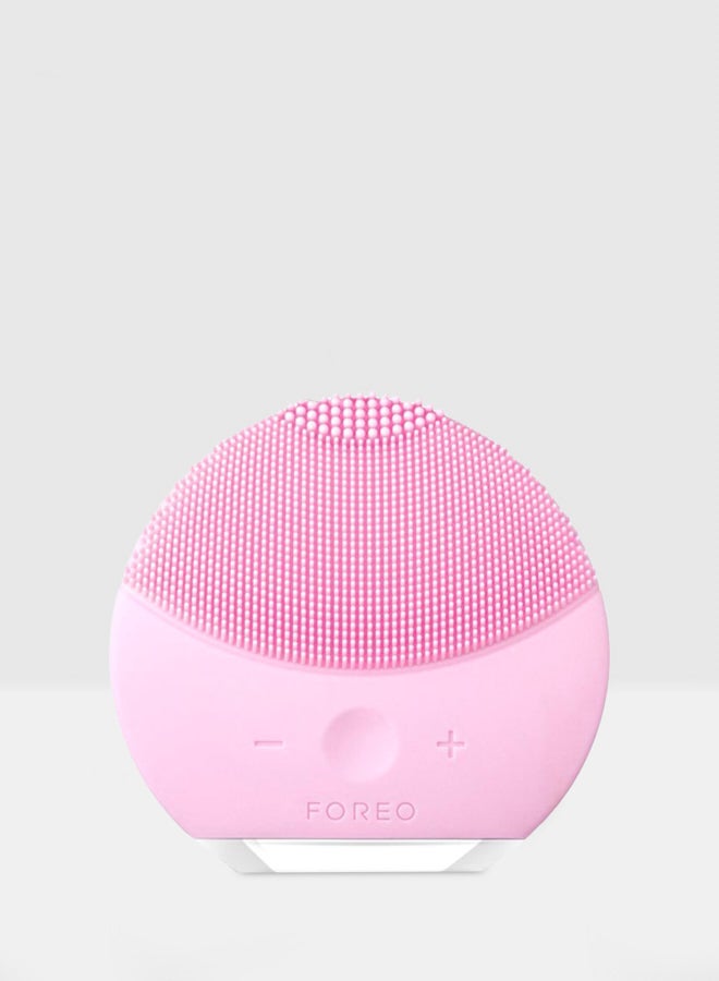 FOREO - Mini Face Brush Pearl Pink One Size - Image 1