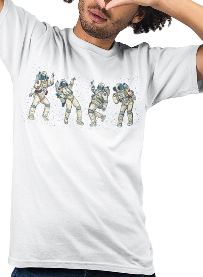أتيك تيشيرت بطبعة رائد فضاء من لعبة "Fortnite" أبيض - Image 1
