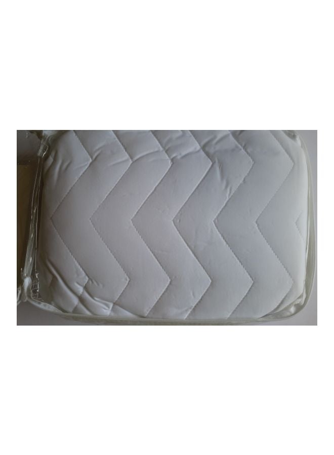DEBENHAMS - Waterproof Quilted Mattress Protector polyester White 190 x 137cm - Image 1