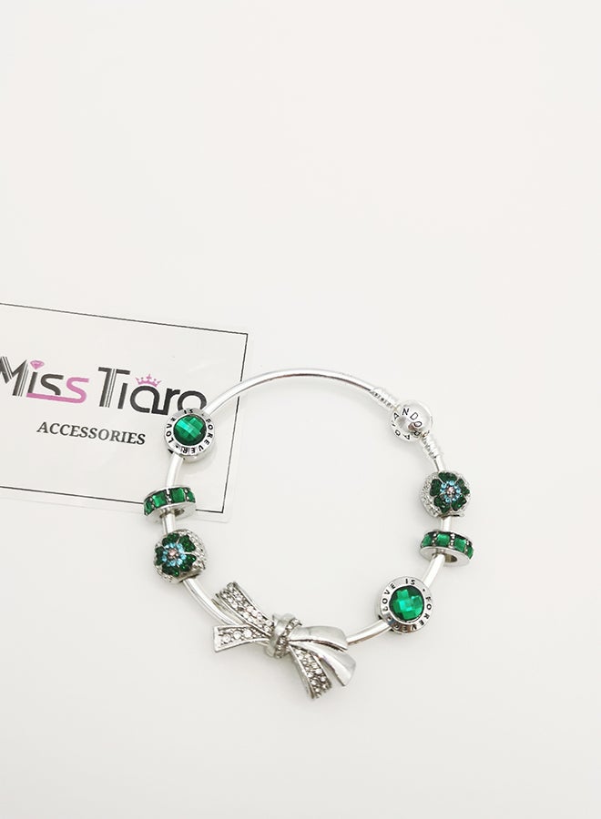 MissTiara - Stylish And Beautiful Beaded Bracelet - Image 1