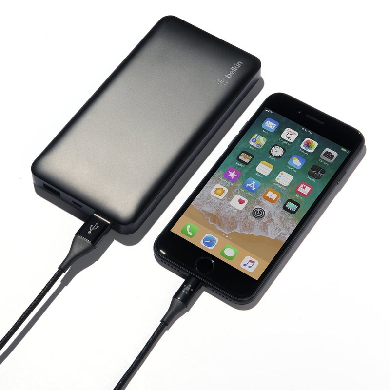 بيلكين باور بنك مزود بدخل 2.4 أمبير أسود - Image 4