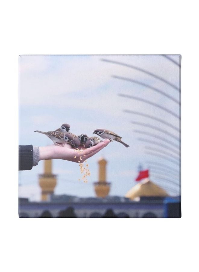 لوحة جدارية مطبوع عليها عبارة "Birds Eat From The Hand" ومزودة بإطار أزرق / بني / أبيض 30x30سم