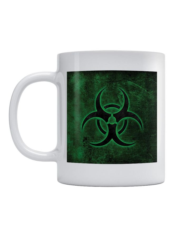 أتيك مج بطبعة تحمل كلمة "Biohazard" أبيض/ أخضر/ أسود 350ملليلتر