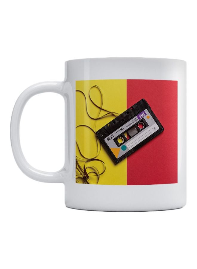 أتيك مج قهوة مطبوع عليه صورة كاسيت أبيض/ أصفر/ أحمر