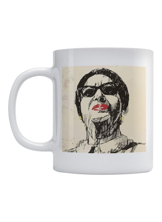 أتيك مج قهوة بطبعة صورة ام كلثوم أبيض/ بيج/ أسود 350ملليلتر