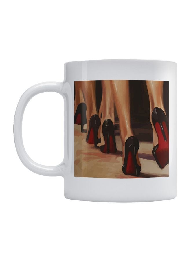 أتيك مج بطبعة أرجل . أبيض/أسود/بني