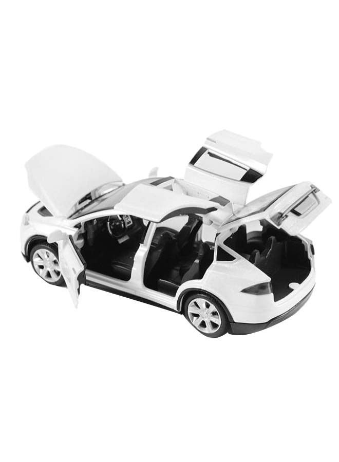 Light And Sound Effect Die-Cast Tesla Car  - Image 2
