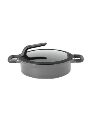 Covered Stay-Cool Saute Pan With Double Handle Grey/Black 26cm