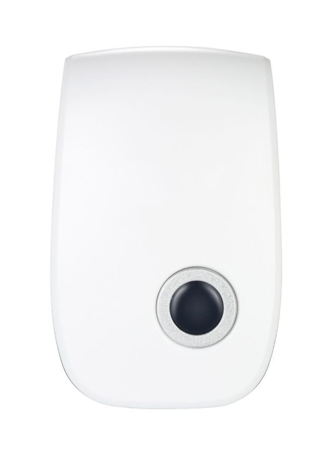 4-Piece Electronic Ultrasonic Pest Repeller 6W White - Image 2