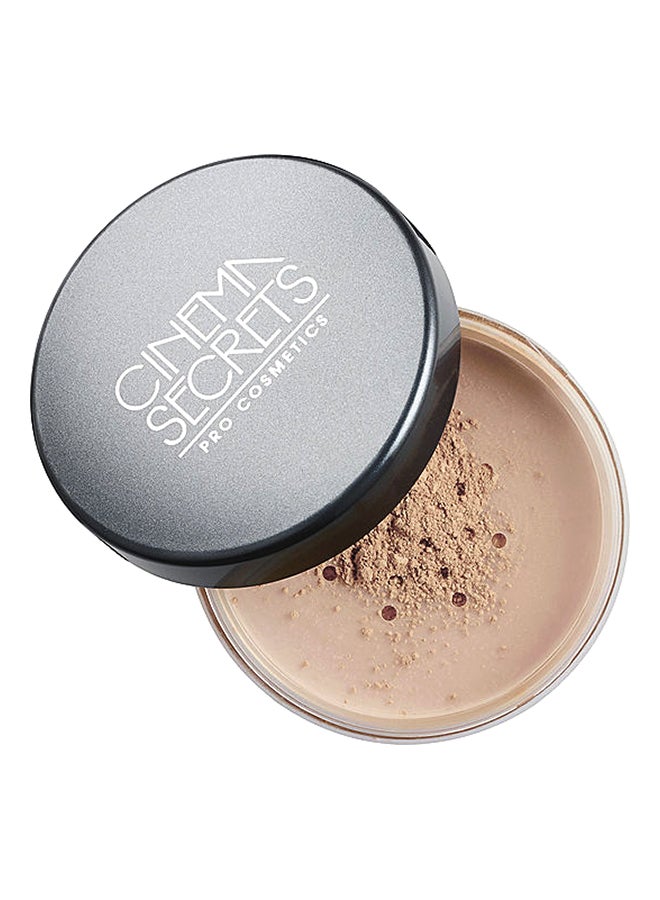 Cinema Secrets - Ultralucent Setting Face Powder Beige - Image 1