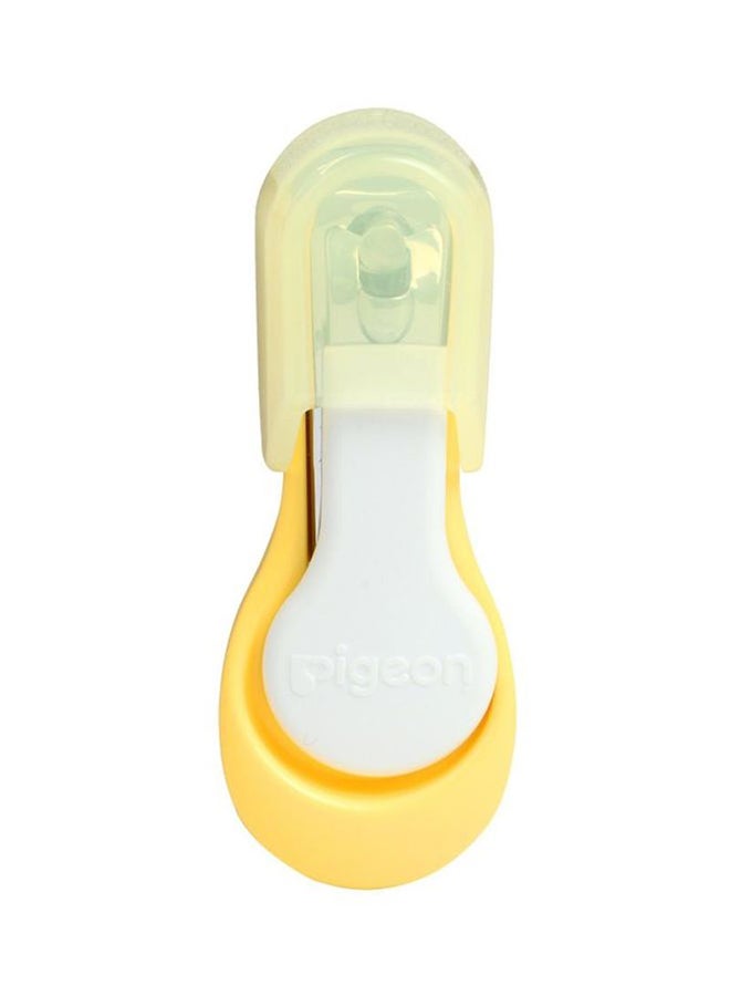 pigeon Safety Nail Clipper 9+months  - Image 1