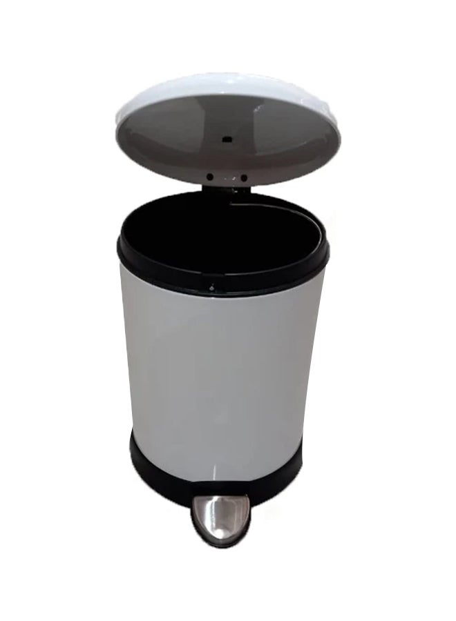 AKC Soft Closing Trash Bin White/Black 5Liters - Image 2