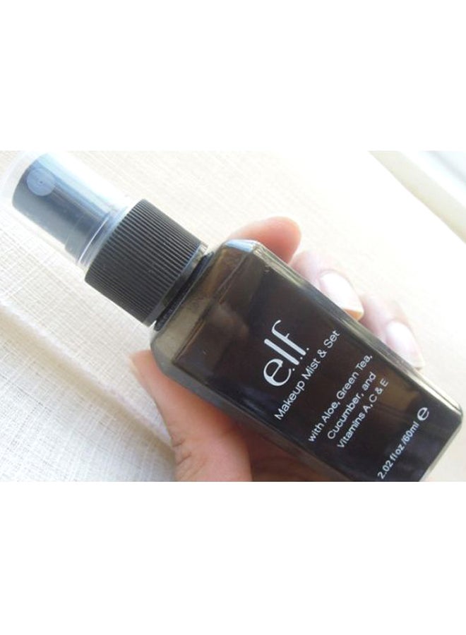 e.l.f. Illuminating Makeup Mist And Set Clear  - Image 3
