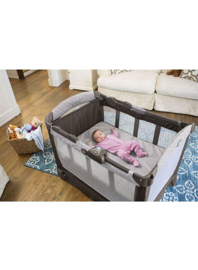 Pack N Play Snuggle Suite LX Yard