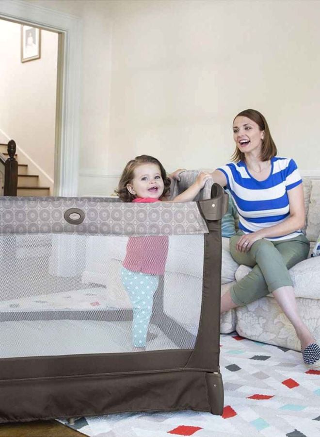 Pack N Play Snuggle Suite LX Yard