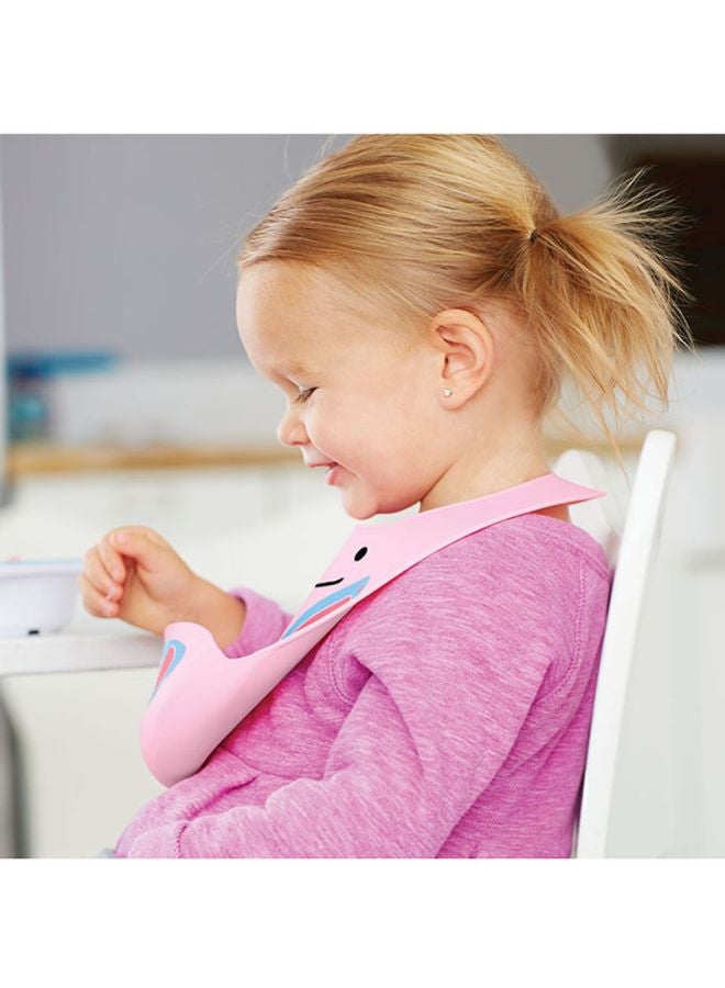 سكيب هوب مريلة أطفال فولد آند جو سيليكون بنمط فراشة - وردي/ أزرق - Image 4