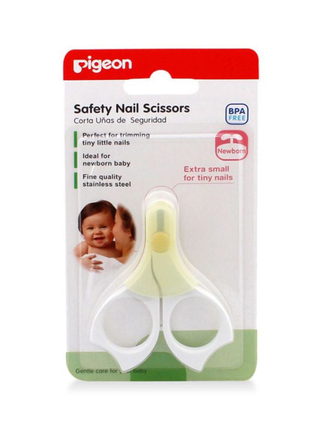 pigeon BPA-free Safety Nail Scissors Extra Small for Newborn, White/Yellow - 4902508108072  - Image 2