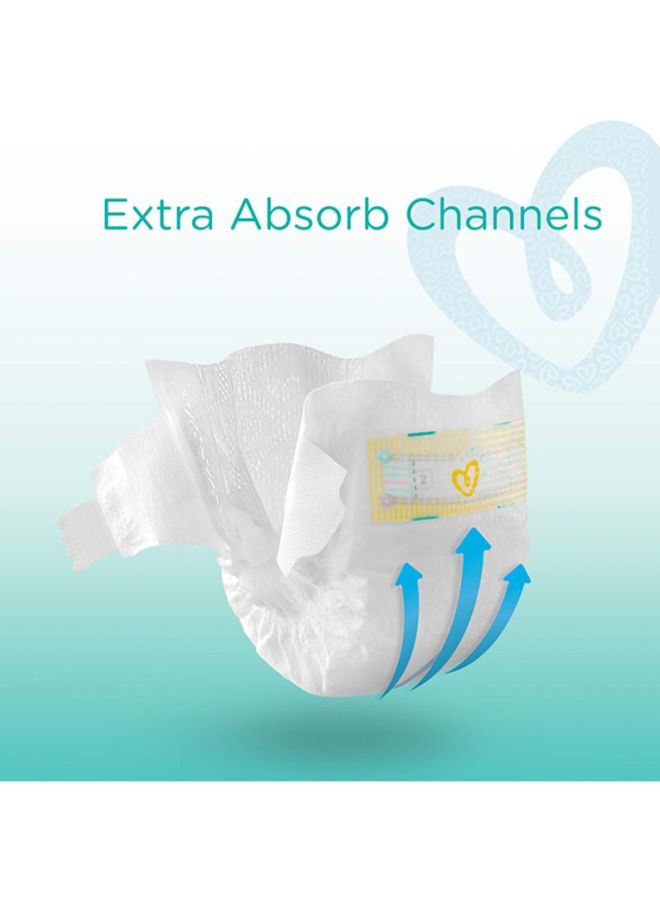 Pampers Premium Care New Born Baby Diapers, Carry Pack, Size 1 (2-5 Kg), 33 Count  - Image 4