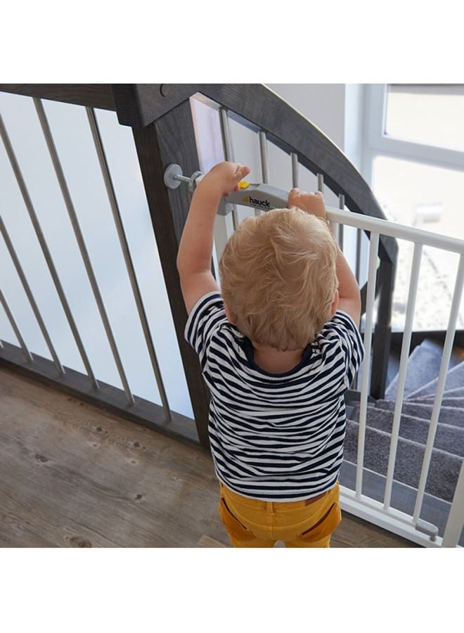 Squeeze Handle Gate With Extension - White