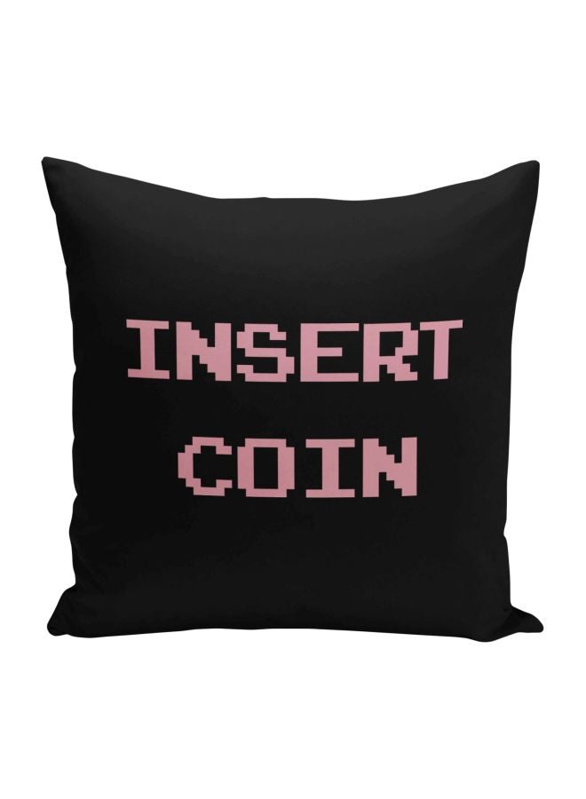 وسادة للزينة بطبعة "Insert Coin" أسود/وردي 16x16بوصة - Image 1
