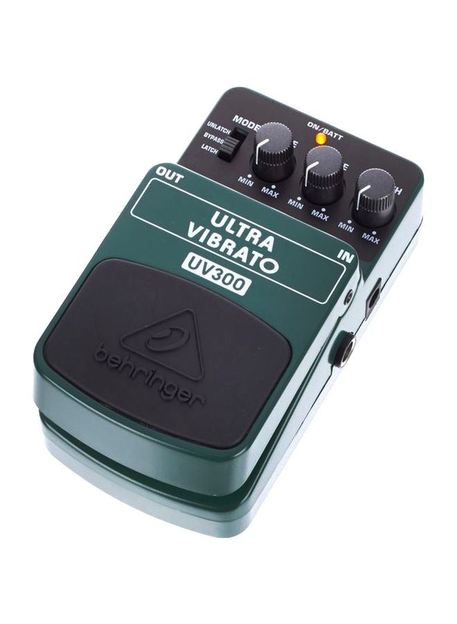 behringer Ultra Vibrato Effects Pedal  - Image 3