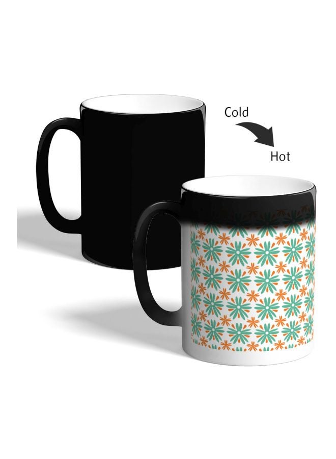 ديكالاك مج قهوة سحري مزين بطبعة زخرفية بنمط زهور أسود - Image 2