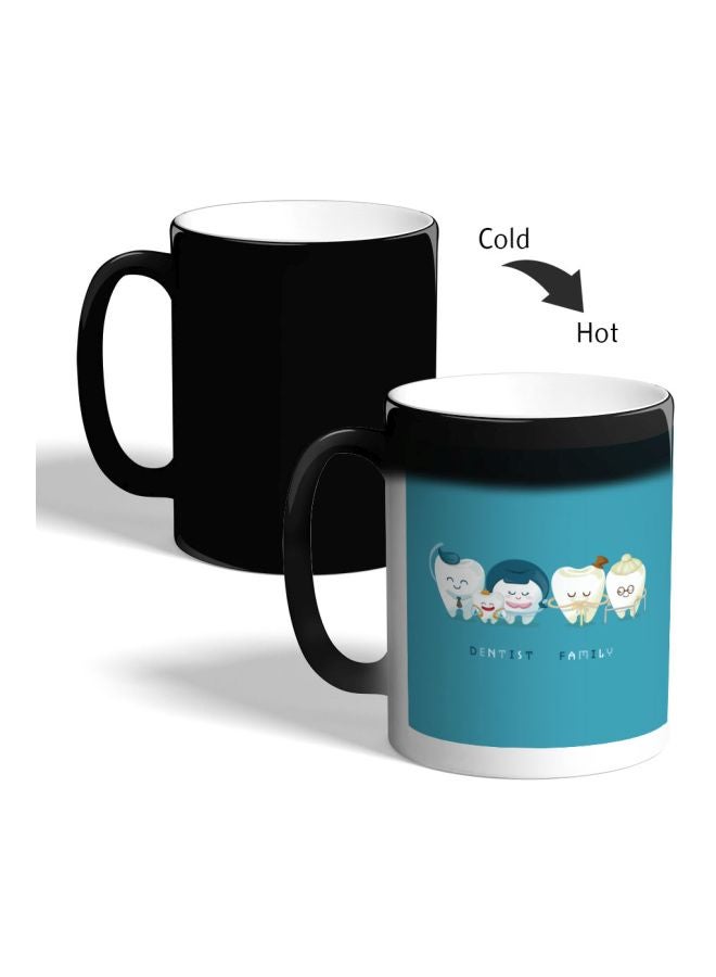 ديكالاك مج قهوة متغير اللون بطبعة عائلة الأسنان أسود - Image 2