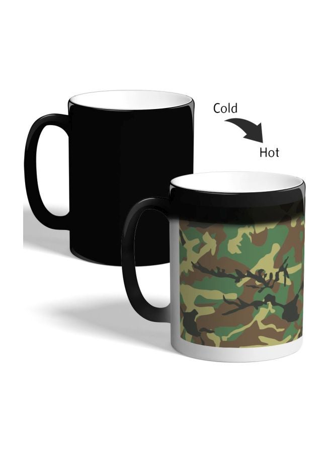 ديكالاك مج قهوة متغير اللون بطبعة ملابس الجيش أسود - Image 2